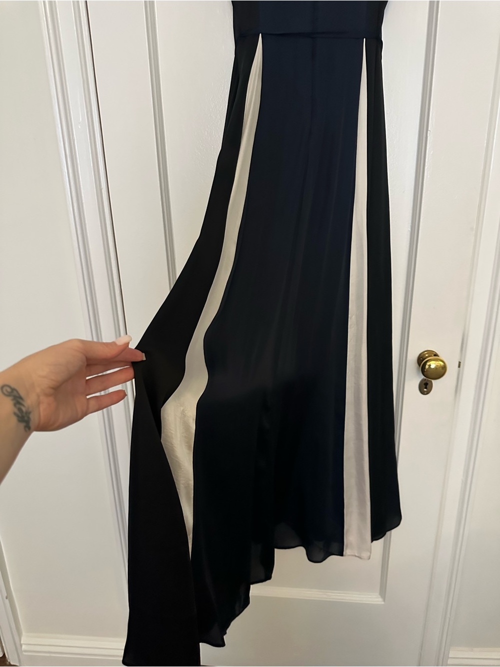Banana Republic Navy and Cream Maxi Evening Dress - Picture 4 of 6